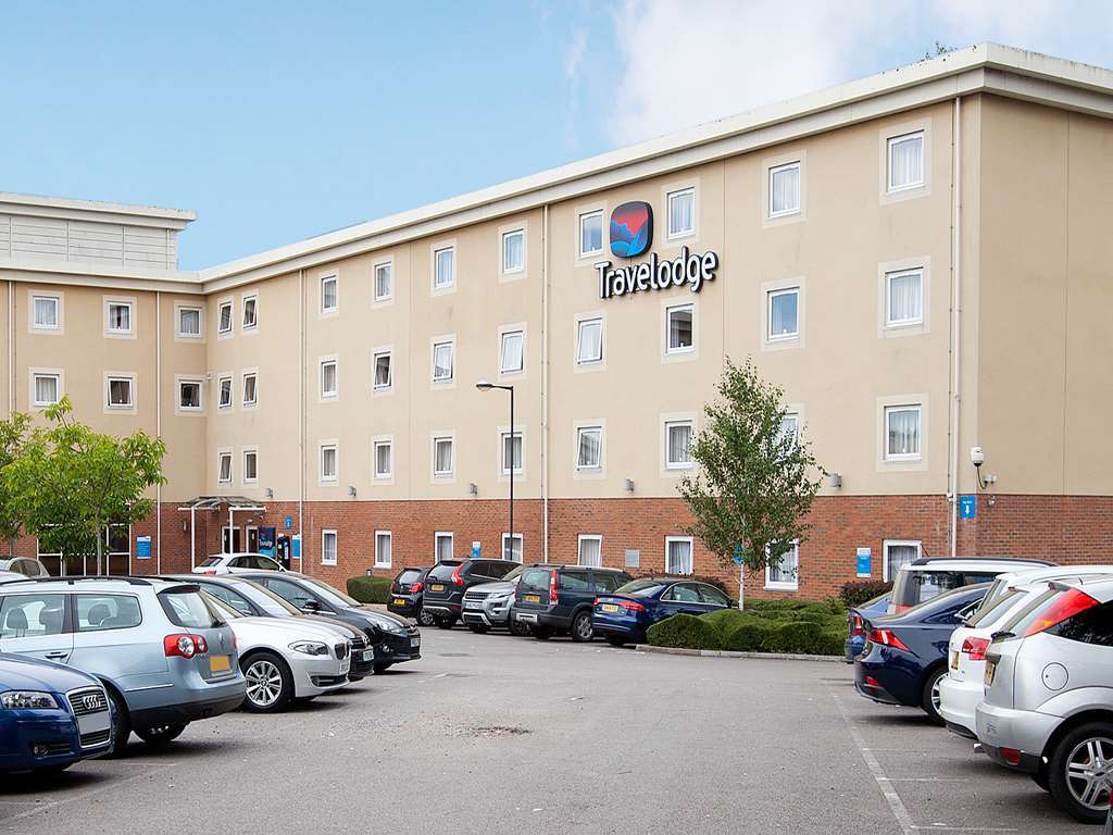 Travelodge Cheltenham Exteriör bild